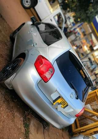 A picture of Toyota auris