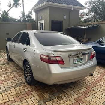 A picture of Camry Le
