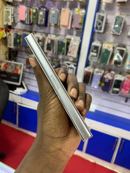 A picture of Samsung galaxy z fold 6 512gb
