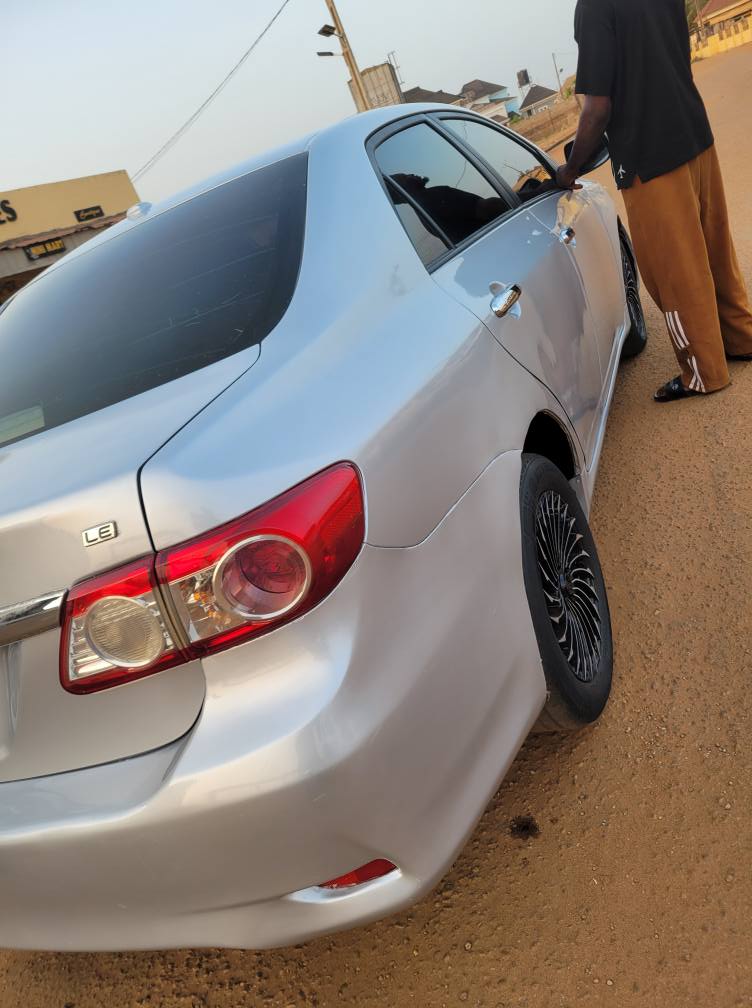 A picture of Corolla 011 with untampered engine gear and chilling A c