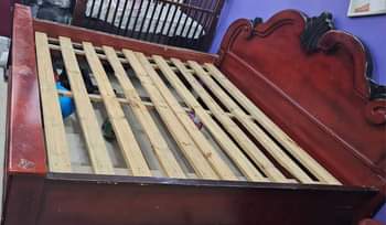 A picture of Cupboard Bed Ac Used in Good Condition