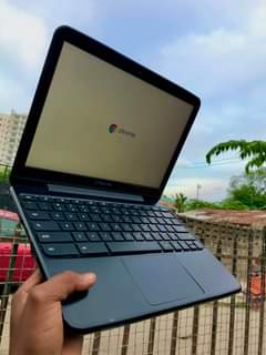 A picture of SAMSUNG CHROME BOOK
