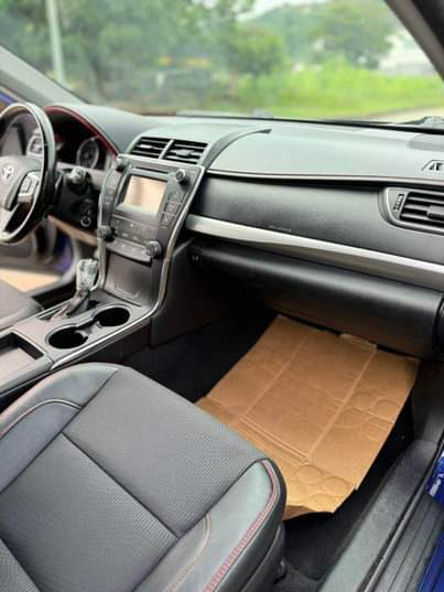 A picture of Direct Belgium Camry full 2016 car looks like brand new