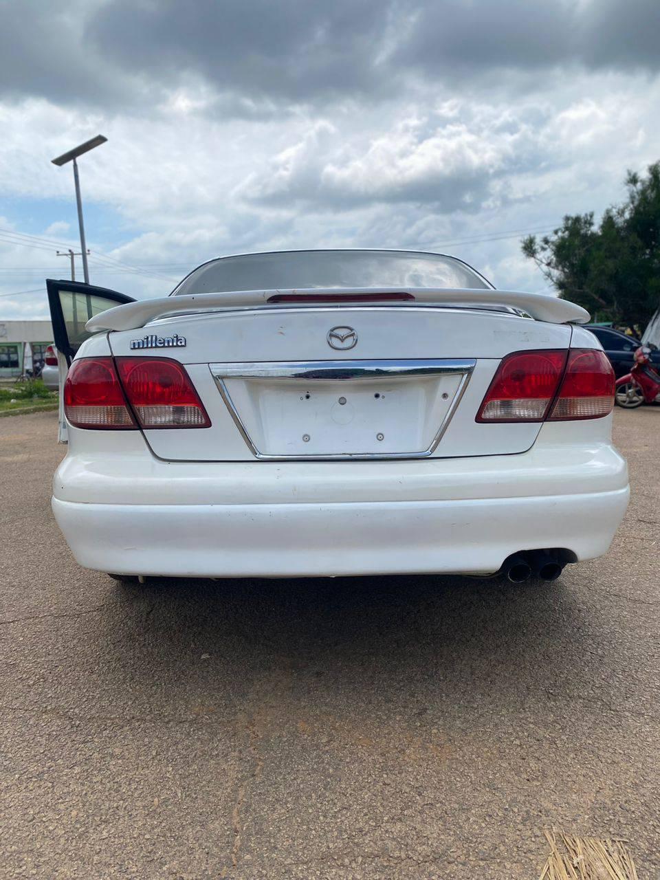 A picture of 2011 Mazda milinia