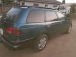 A picture of 2000 Toyota Avensis wagon