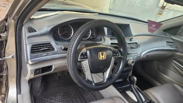 A picture of super good deal 2010 model Honda Accord v6 With super