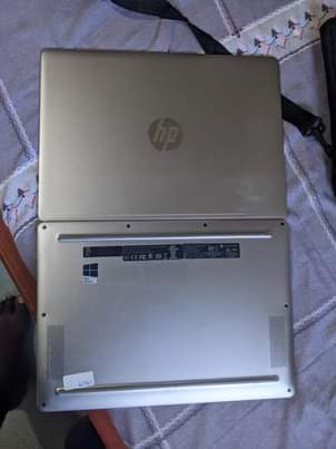A picture of Hp elite book folio G1