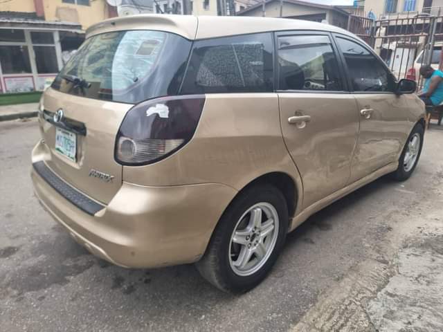 A picture of 2003 Toyota Matrix XR