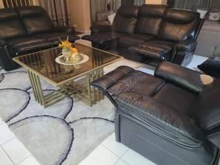 classifieds/furniture sofas