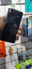 A picture of Samsung galaxy S10