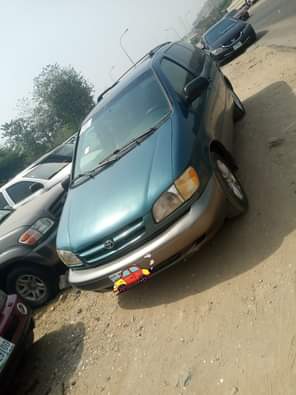 A picture of Sweet deal Neatly used 2000 Toyota sienna with super sound