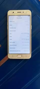 A picture of Oppo phone