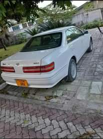 A picture of TOYOTA MARK ll grande old