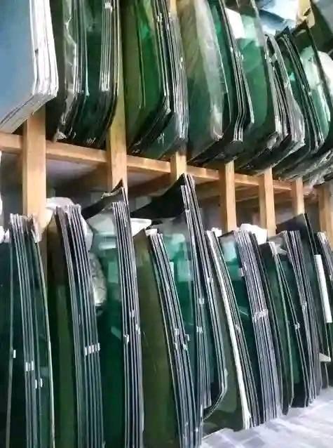 A picture of Vehicles Windscreen
