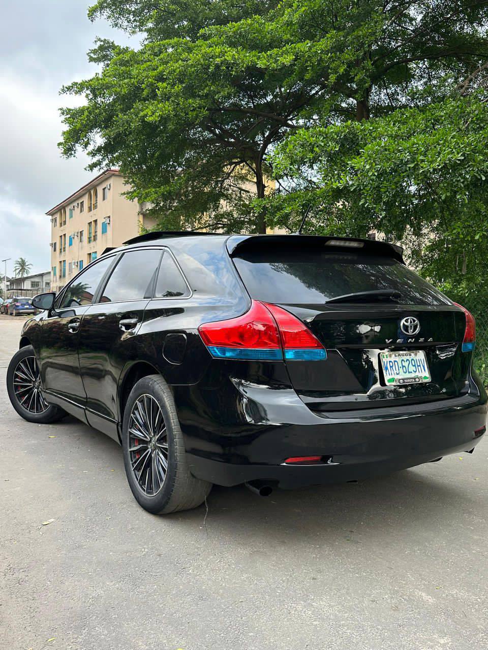 A picture of REGISTERED TOYOTA VENZA 2010 FULLEST Option V6 ENGINE KEYLESS PANORAMIC