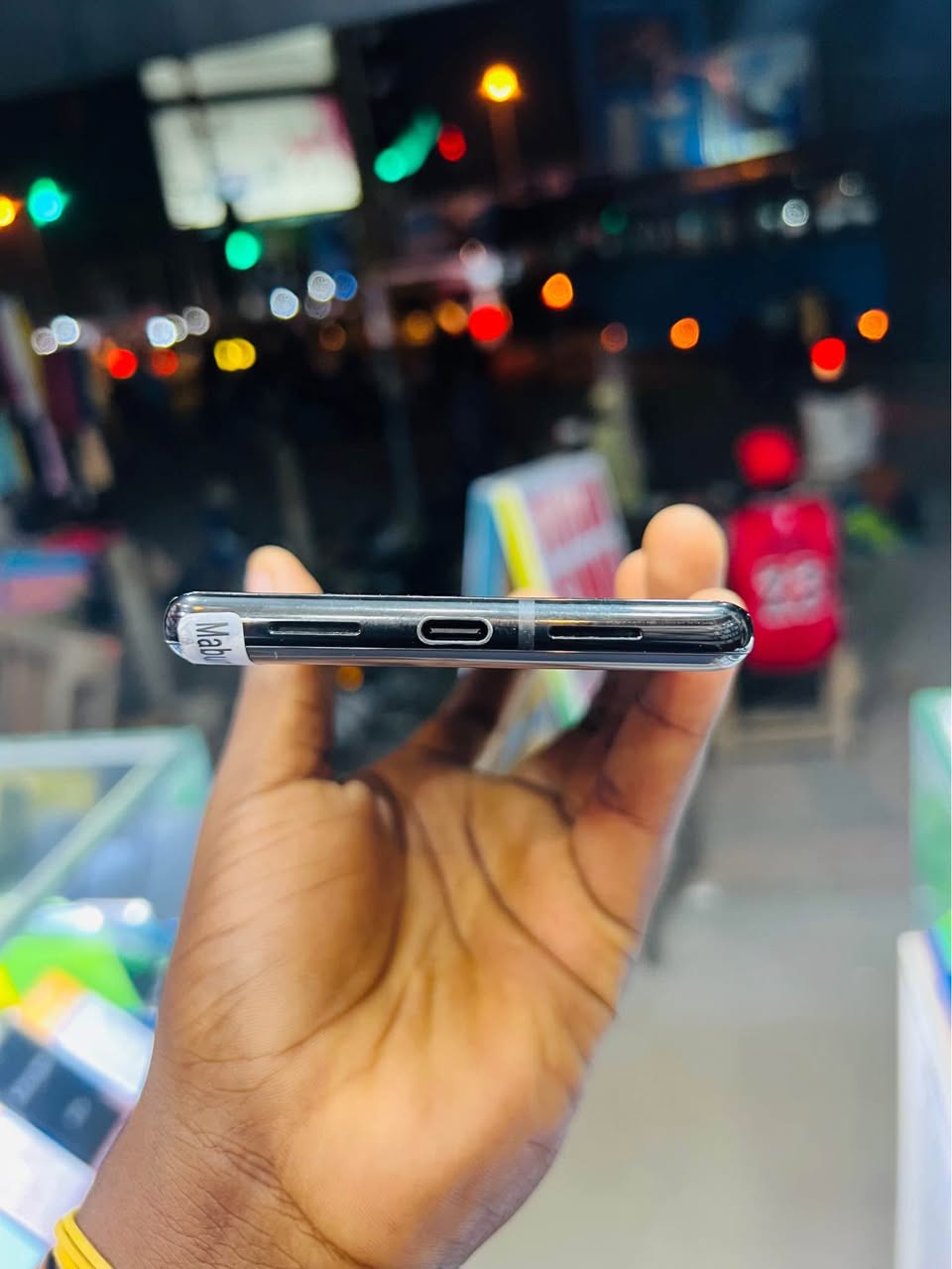 A picture of Pixel 6 pro
