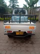 A picture of SUZUKI CARRY
