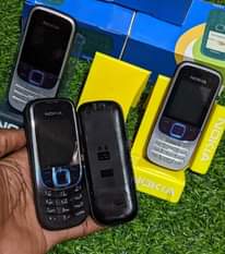 A picture of NOKIA 2322 MPYA FULL BOX KWA ELFU 26 tu... 0782605797