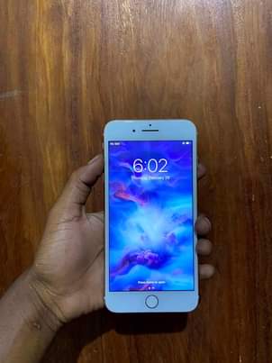 A picture of iPHONE 8 Plus 