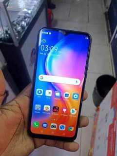 A picture of Tecno spark 4 32gb 2gb ram dual