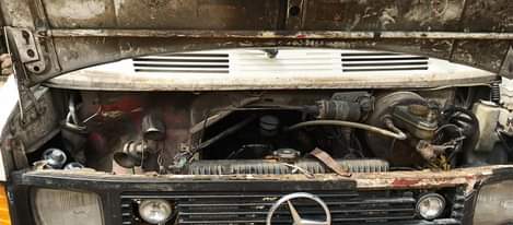 A picture of Mercedes Benz 210