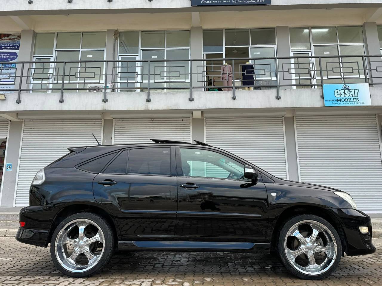 A picture of WhatsApp call 2557 6248 3424 Make TOYOTA Model HARRIER Year