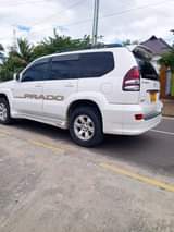 A picture of 2005 Landcruiser Prado TX