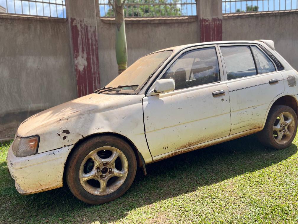A picture of 1995 Toyota starlet
