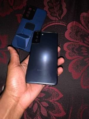 A picture of Samsung Galaxy s21