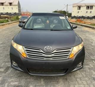 A picture of This is supreme clean Extraordinary Clean Ride 2012 Toyota venza