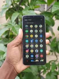A picture of Vivo v21