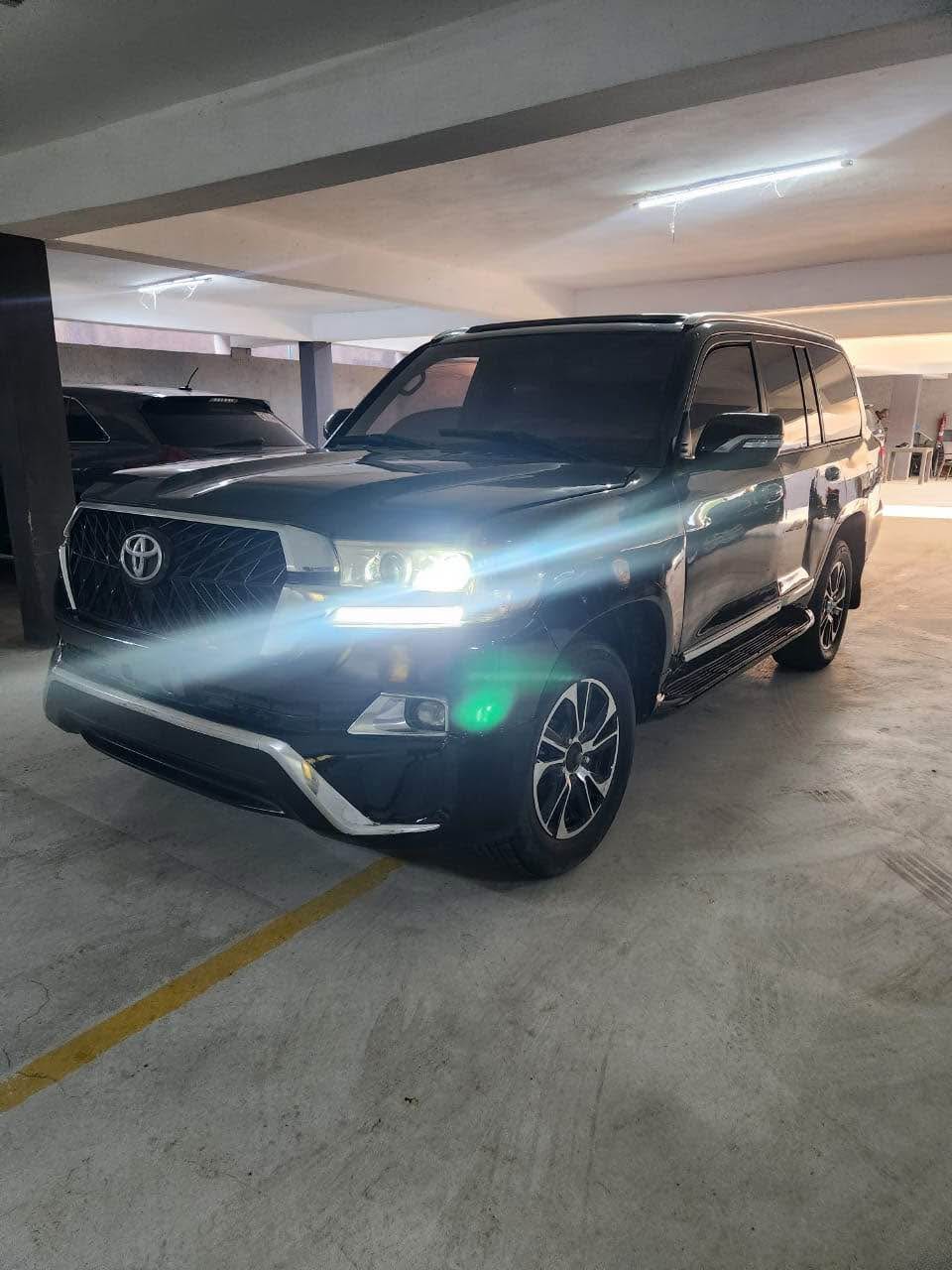 A picture of Toyota Landcruiser 06 upgraded 2020