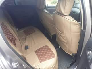 A picture of 2004 Toyota Vitz In stock
