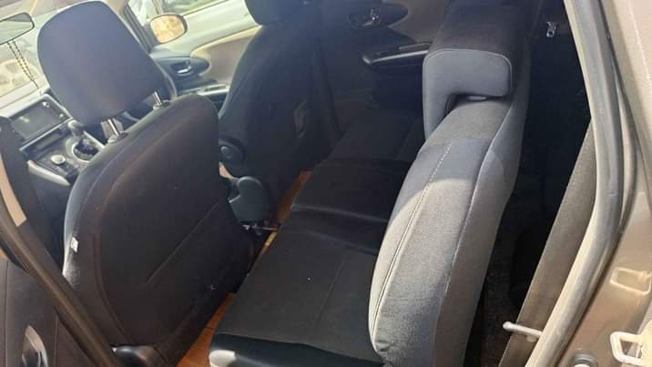 A picture of Toyota wish on quick sale