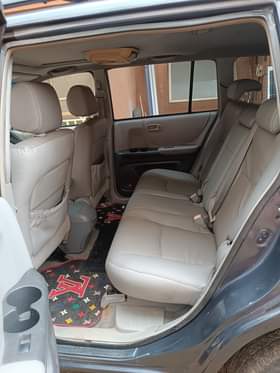 A picture of DAVIDO S HONEYMOON 3ROWS HIGHLANDER for just 4 950M BUY