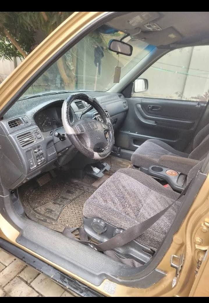 A picture of Honda CR V