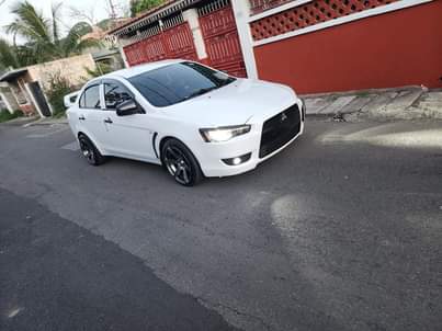 mitsubishi lancer