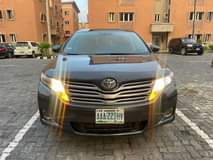 A picture of This is toks standard venza 2012 model pure first body