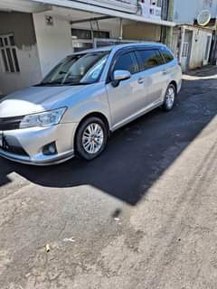 toyota fielder