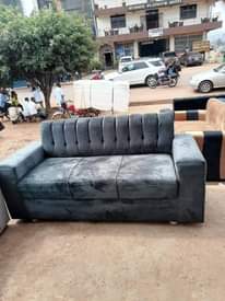 A picture of 3seater sofa