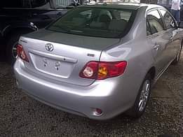 A picture of Make Toyota Model Corolla Year 2010 Type of car 4