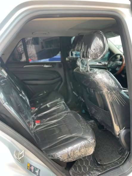 A picture of DISRESS SALE MAKE MERCEDES MODEL ML350 YEAR 2014 CONDITION UNTAMPERED