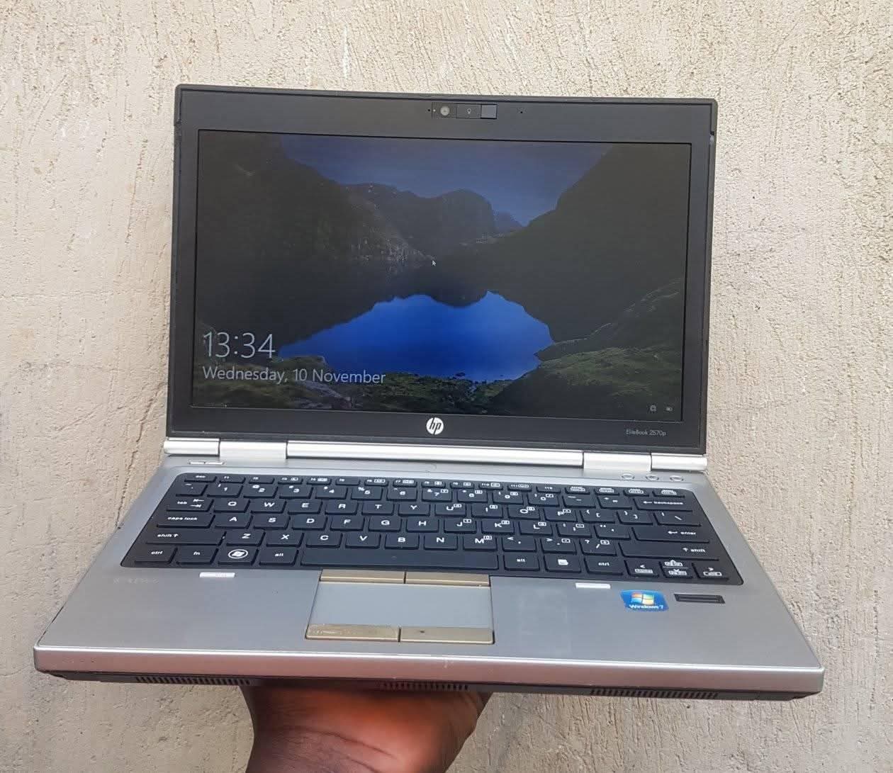 A picture of Hp i5 Laptop