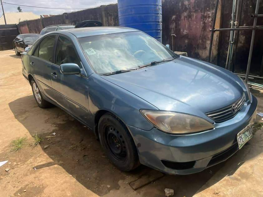 A picture of 2003 TOYOTA CAMRY 2003 CAMRY