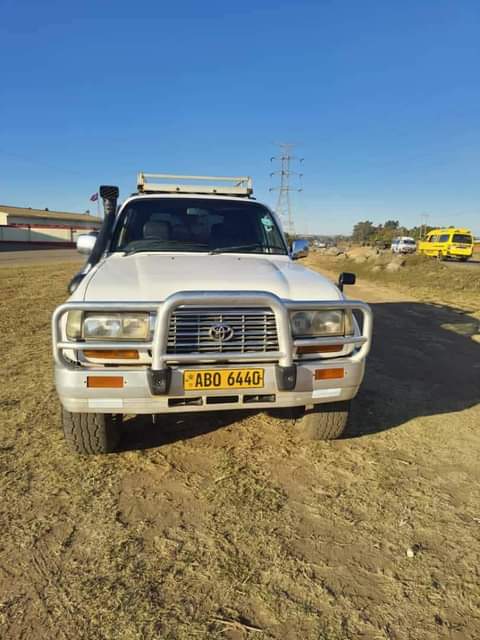 toyota land cruiser