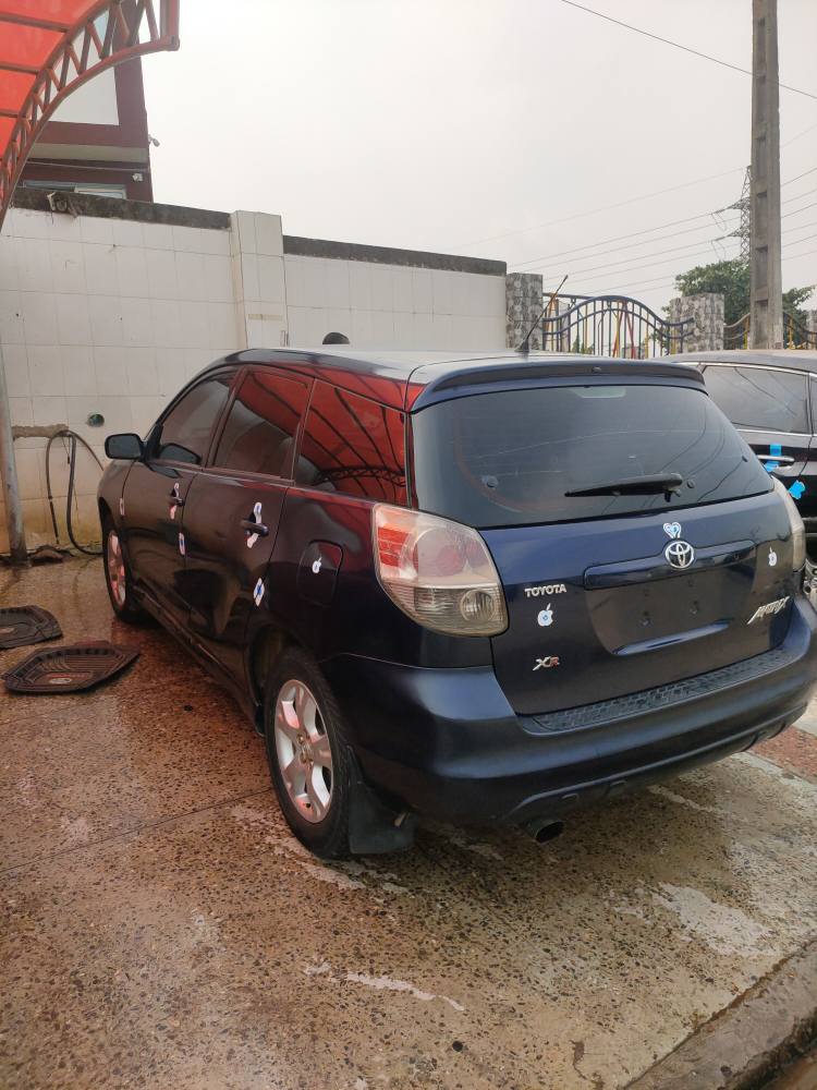 A picture of 2006 TOYOTA MATRIX