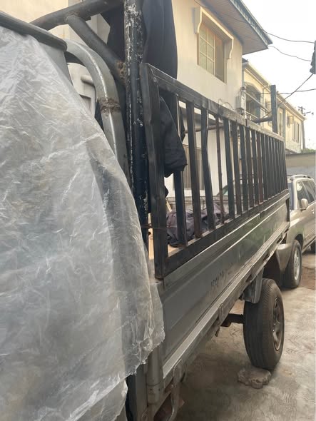 A picture of 1999 Toyota Dyna 150