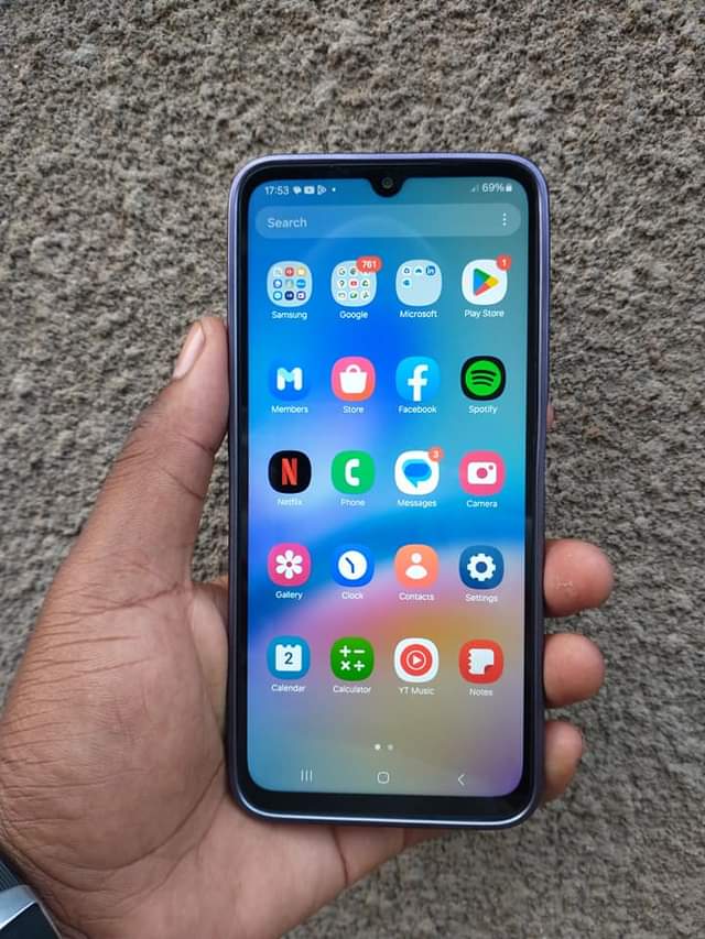A picture of Samsung a05s 128gb ram 4 5g Tsh 200 000 0784798544