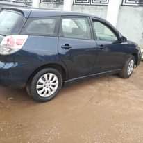 A picture of Toyota Matrix 04 first body