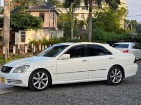 A picture of Toyota CROWN ATHLETE